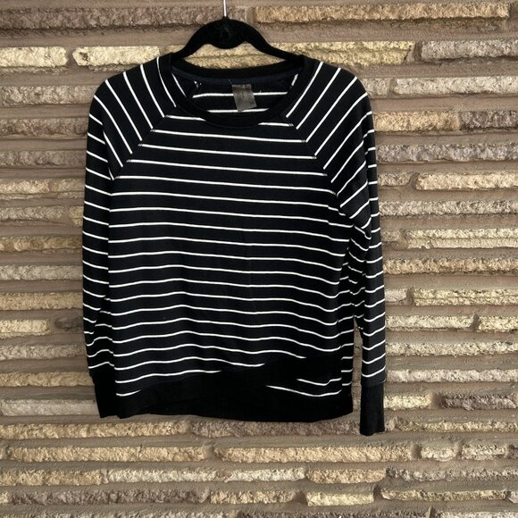 Danskin Black and White Striped Criss Cross Long Sleeve Top Size Small - Picture 6 of 7